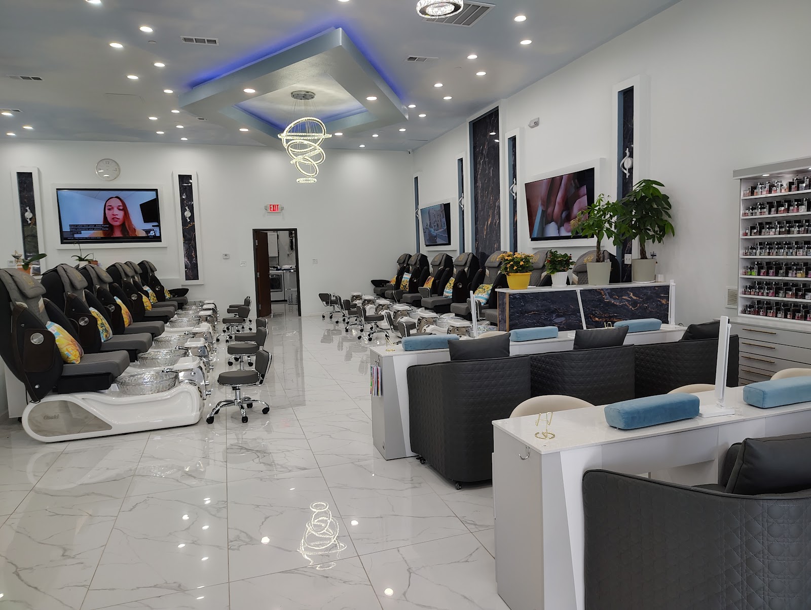 Art Nails & Spa nail photo 6